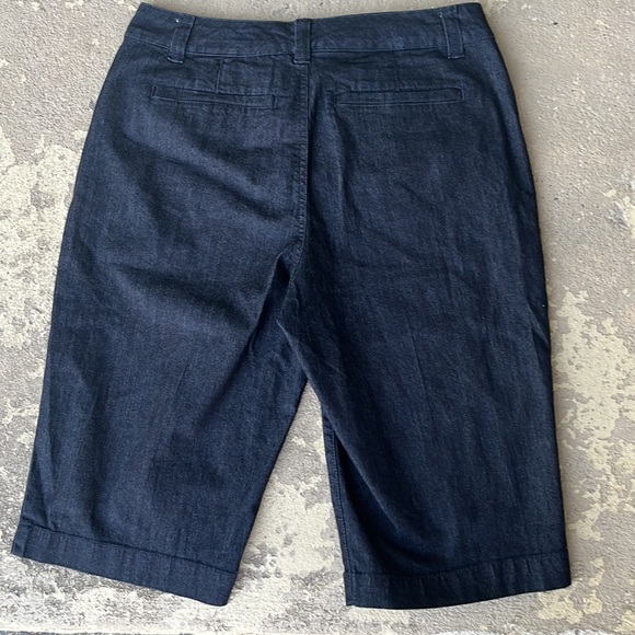 New Bandolino tummy control Bermuda - Picture 11 of 16